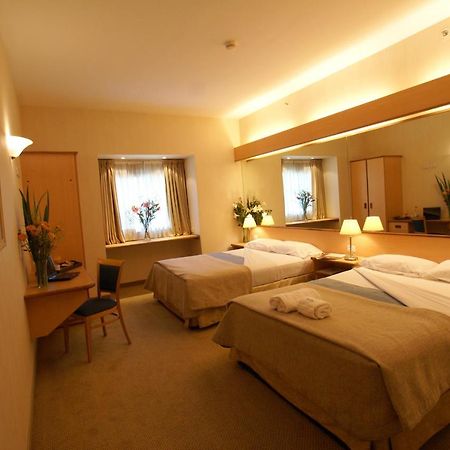 Hotel Aeroparque Inn & Suites Μπουένος Άιρες Εξωτερικό φωτογραφία
