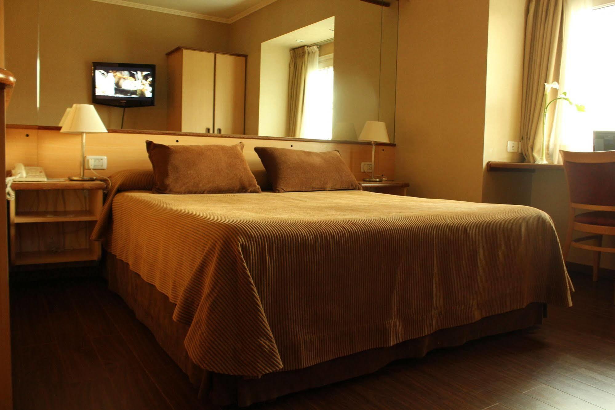 Hotel Aeroparque Inn & Suites Μπουένος Άιρες Εξωτερικό φωτογραφία