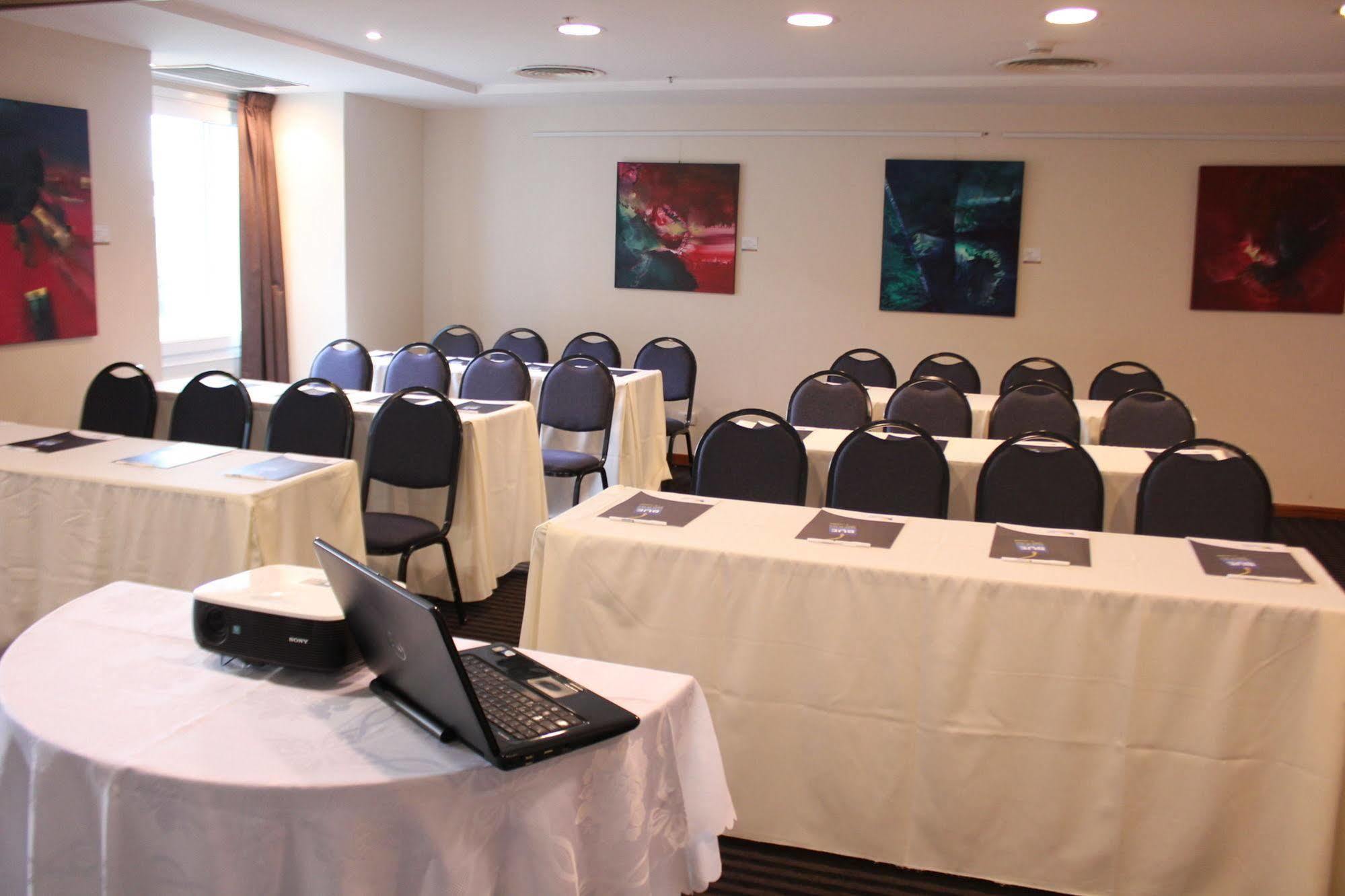 Hotel Aeroparque Inn & Suites Μπουένος Άιρες Εξωτερικό φωτογραφία