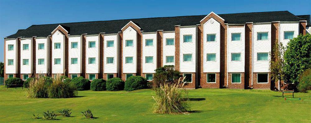 Hotel Aeroparque Inn & Suites Μπουένος Άιρες Εξωτερικό φωτογραφία
